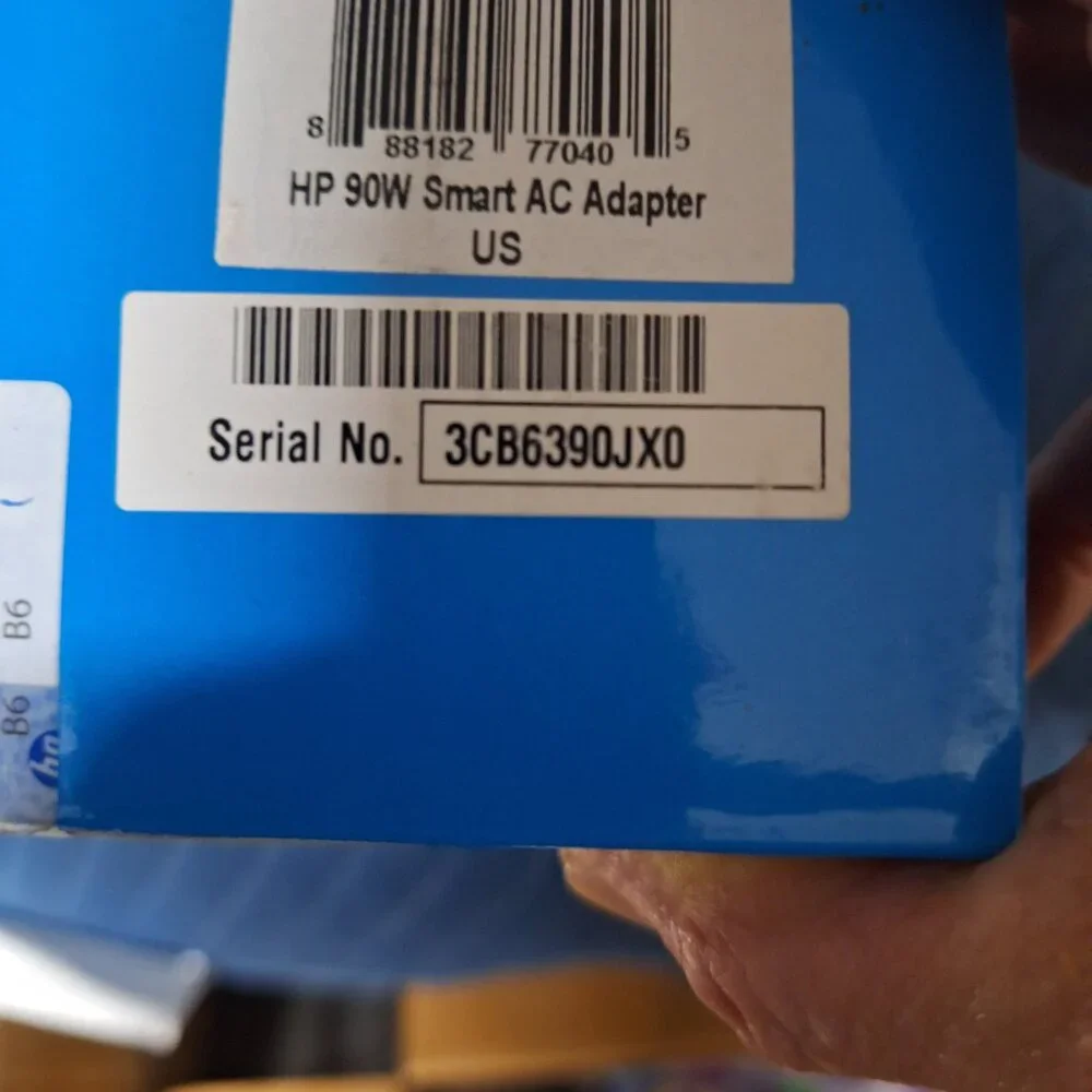 HP 90w Smart ac Adaptor